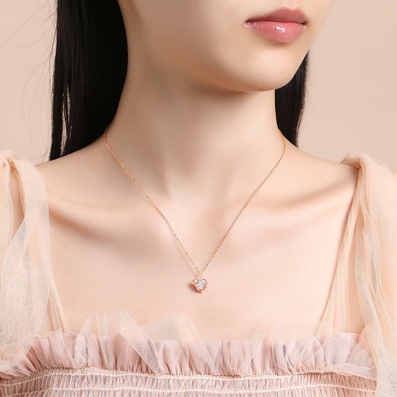 Versatile Heart Rose Zircon Necklace